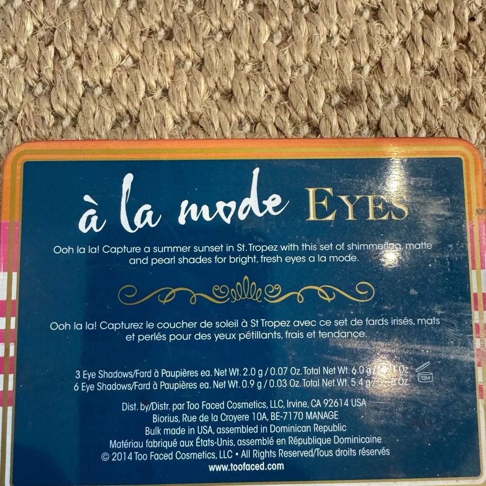 Too Faced Cream and Orange Eyeshadow Palette with Versatile Shades - Picture 4 of 4